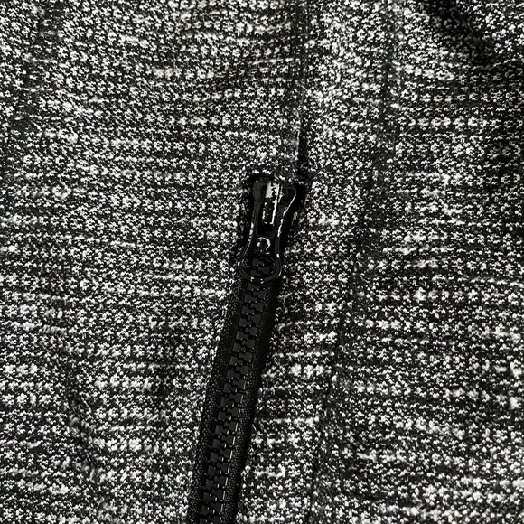 Lululemon Define Jacket - Picture 2 of 3